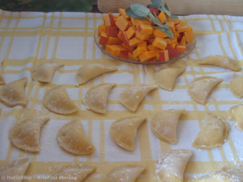 Fertig gefüllte Ravioli