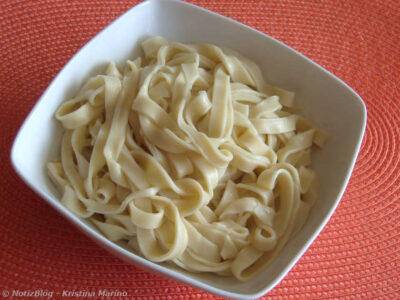 selbst gemachte Tagliatelle