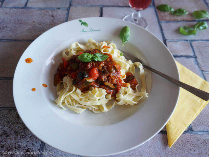 Pasta mit mediterranem Gemüse