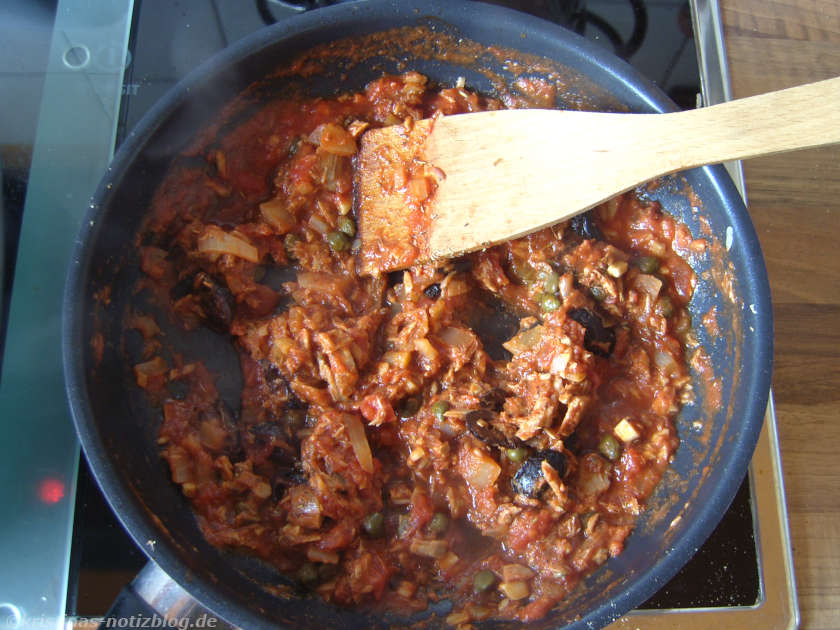 Auberginen-Thunfischsauce