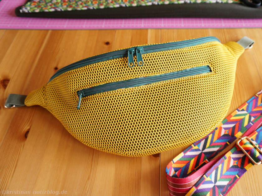 fertige Sling Bag JUNIS gelb