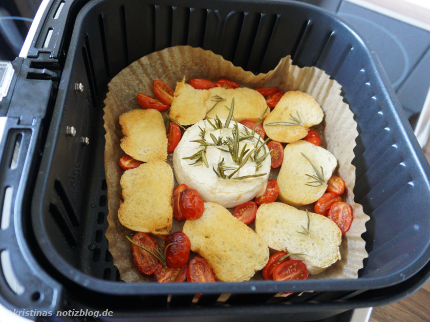 gebackener Camembert mit Tomaten aus dem Airfryer