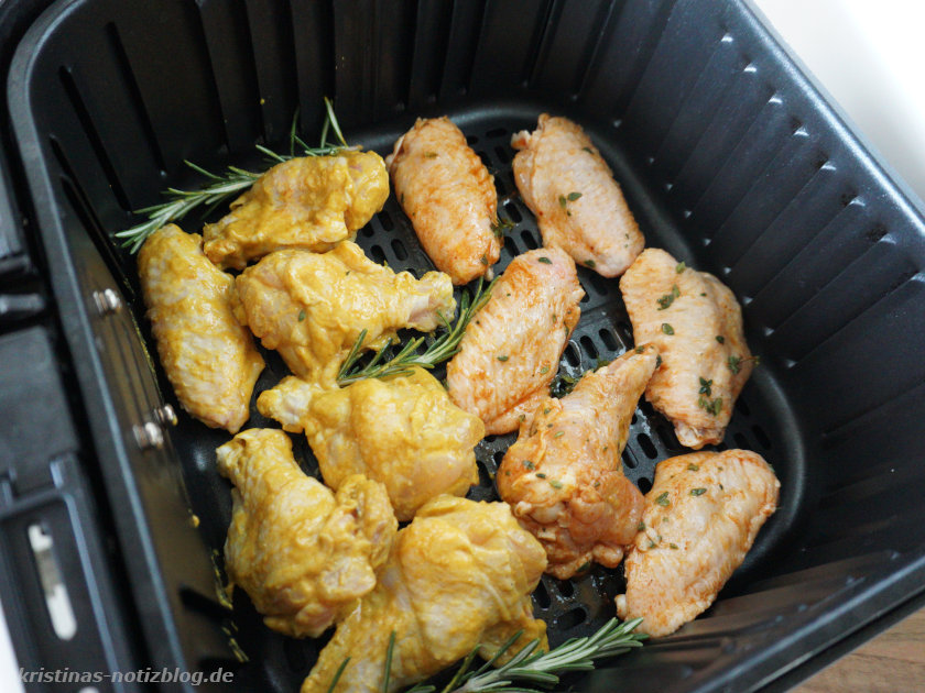 Chicken Wings unterschiedlich mariniert